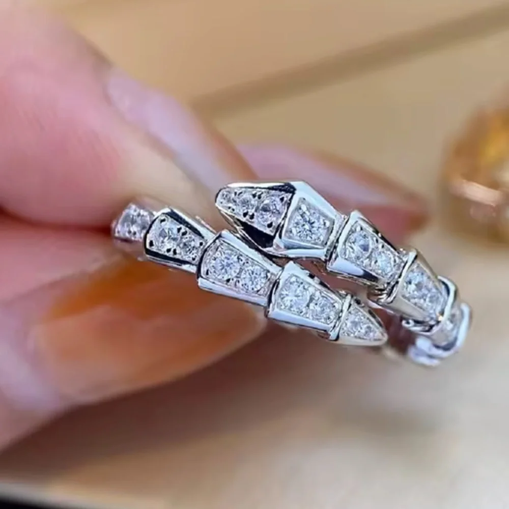 Serpenti Ring in White Gold - Picture 1 of 6